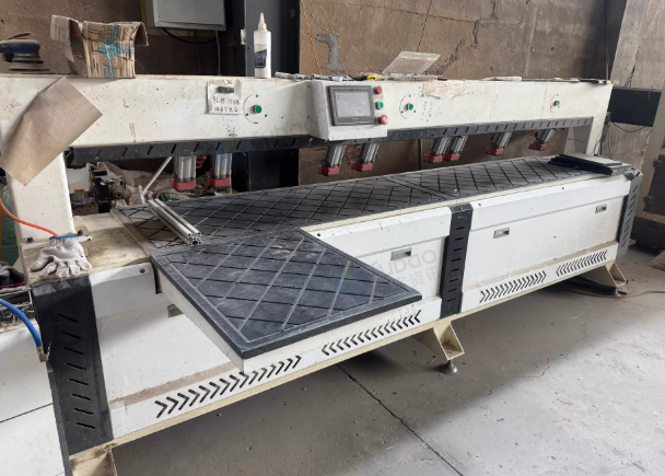 宿迁市地区工厂处理板式家具设备一套