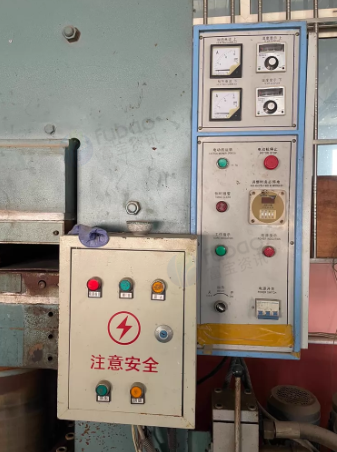 青岛市地区工厂处理150吨硫化橡胶机