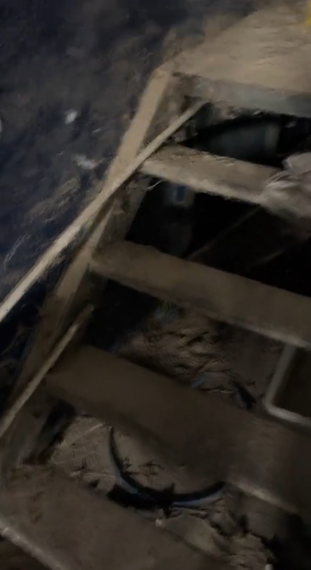 滨州地区公司处理1套42饲料生产机组 1200吨出储料塔