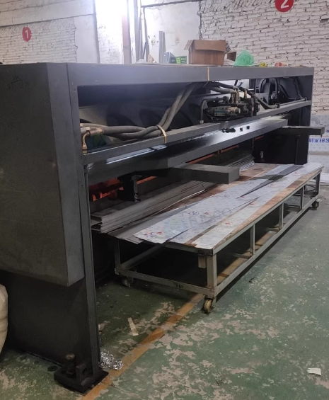 佛山市地区工厂处理丰科剪板机，4m剪板机