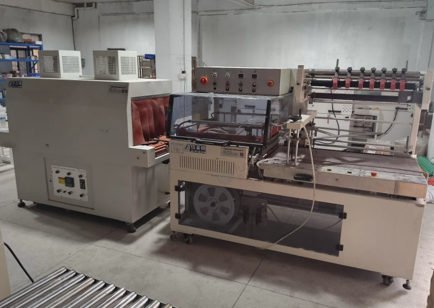 深圳地区工厂处理大尺寸L型封切机一套