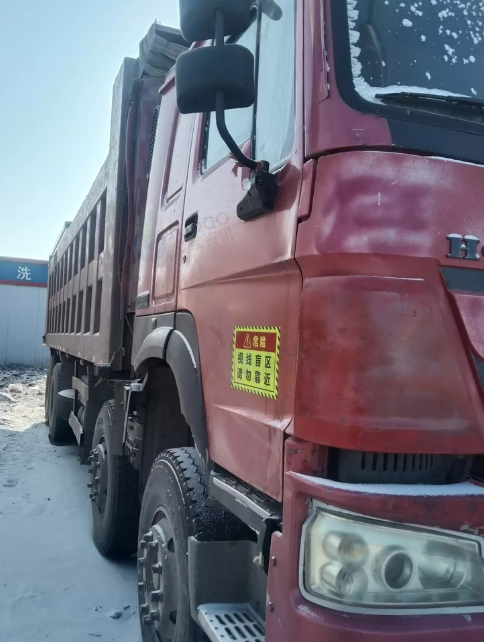 呼伦贝尔市地区处理豪沃380八米大箱自卸车