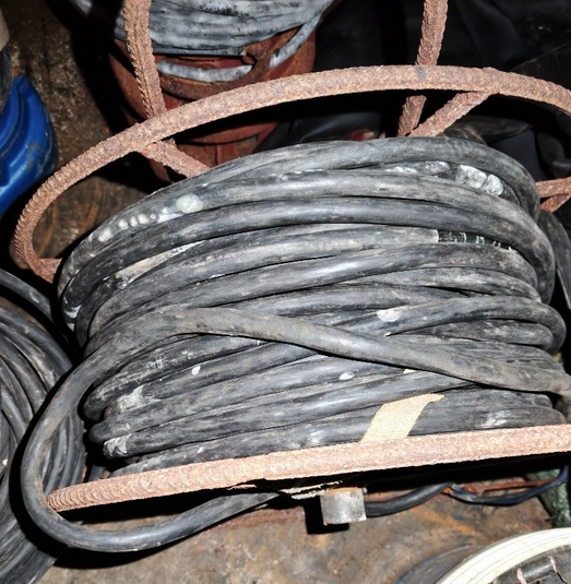 镇江市地区处理大功率抽水机原配加长线缆6台