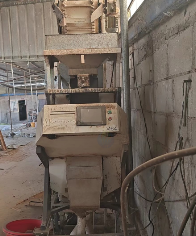 保定市地区处理色选机、磨粉机、传送带