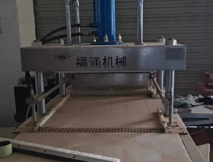 宿迁市地区工厂处理鹦鹉磨牙棒成型机