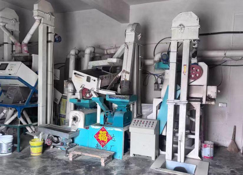 合肥市地区处理20型成套碾米机、筛选机