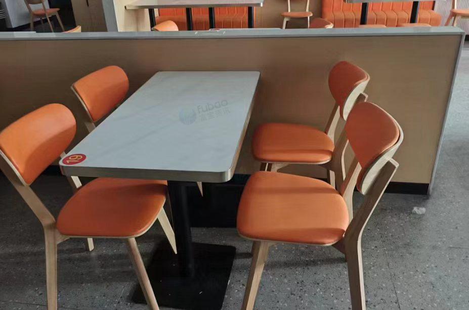 六安市地区处理冰柜、冰箱、桌椅、货架、热水器、展示柜、空调等