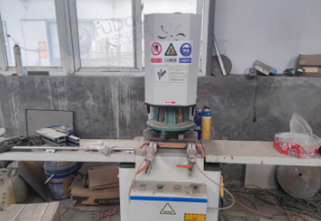 潍坊市地区个人处理隔热门窗设备