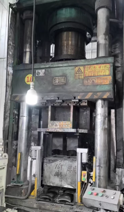 济宁市地区处理800T液压机