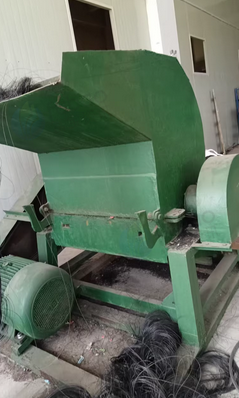 仙桃地区处理100型粉碎机整套