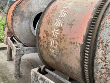 重庆地区自用处理搅拌机、电机、夹具、斗车等