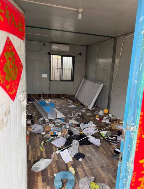 成都市地区处理集装箱有2个