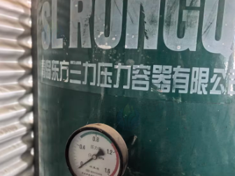 青岛市地区处理螺杆空压机 冷冻式干燥机 储气筒