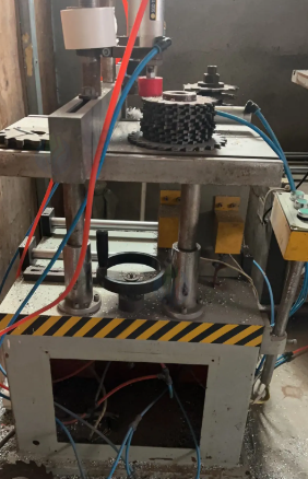 北京地区工厂处理断桥设备大锯、组角机、角码锯、数控洗、销钉打孔机、洗中挺机