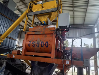 菏泽市地区砖厂处理生产设备 铲车 叉车 模板等