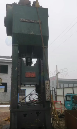 沧州市地区处理400吨闭式单点齿轮油压机