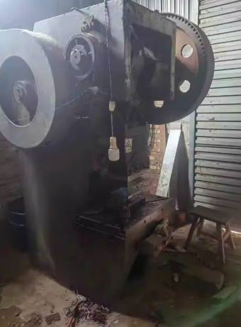 德州市地区工厂处理多台冲床