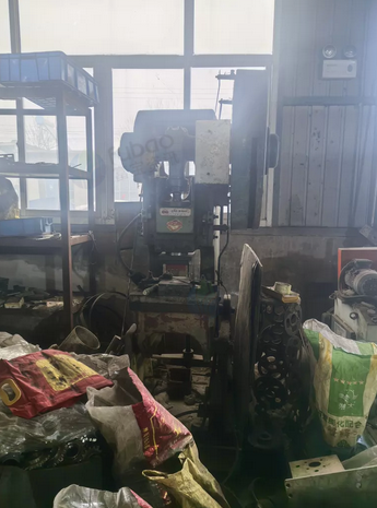 沧州地区处理16吨冲床+倒角机