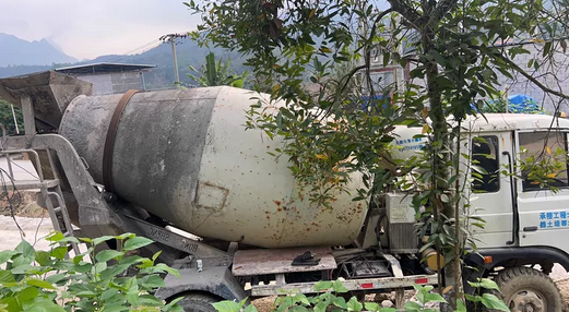 百色地区处理6方搅拌车