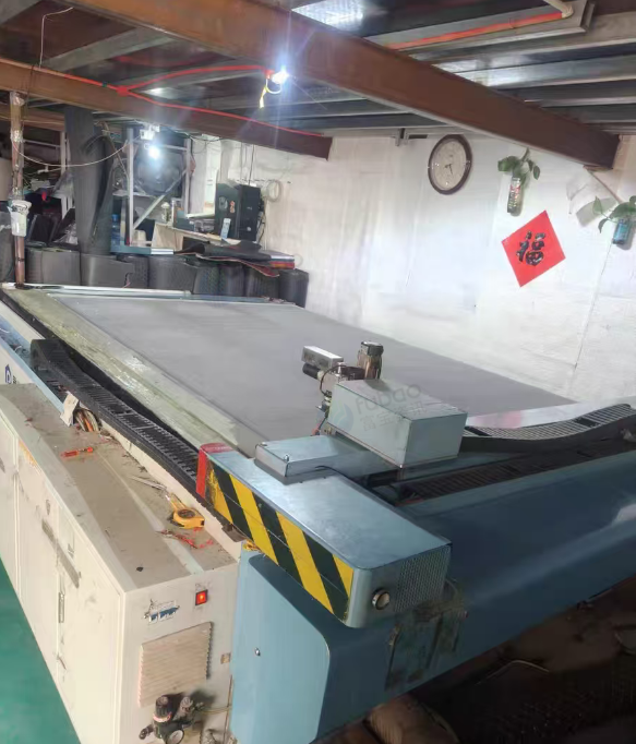 太原市地区处理易缝1624脚垫裁剪机器