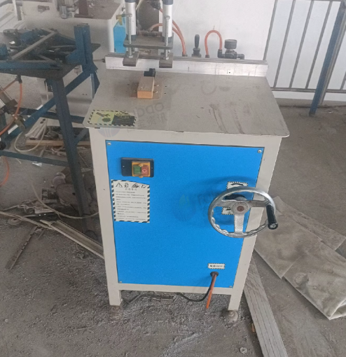 宿迁地区工厂处理铝型材门窗设备一批