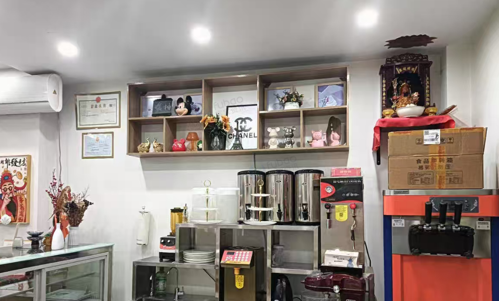 大同市地区店铺处理水吧台、制冰机、果糖机、开水机、搅拌机、冰激凌机等奶茶店全套设备