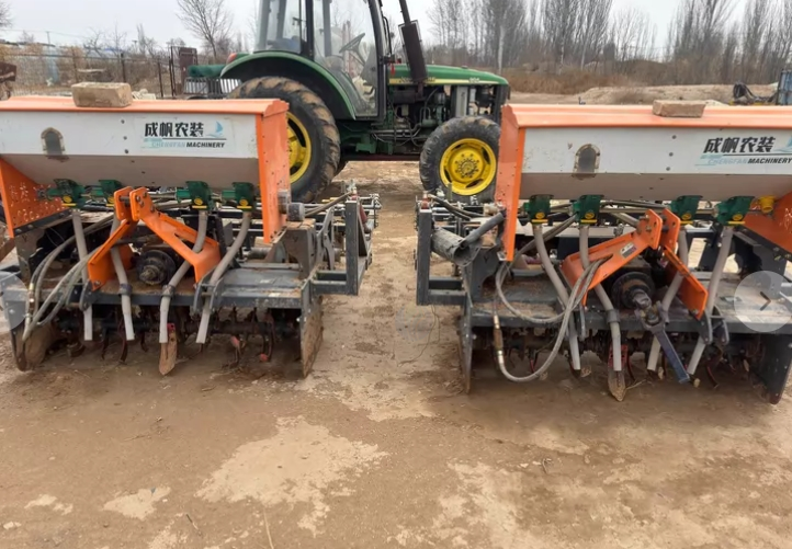 吴忠市地区处理辣椒西红柿红薯玉米起垄覆膜机