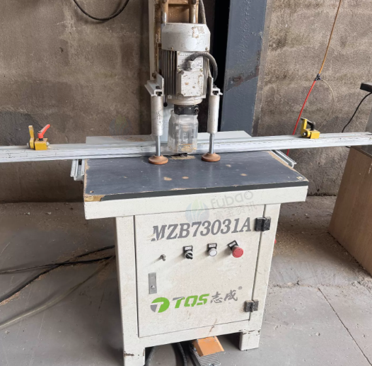 宿迁市地区工厂处理板式家具设备一套