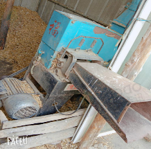 通化市地区个人闲置处理4米牛槽、打草机