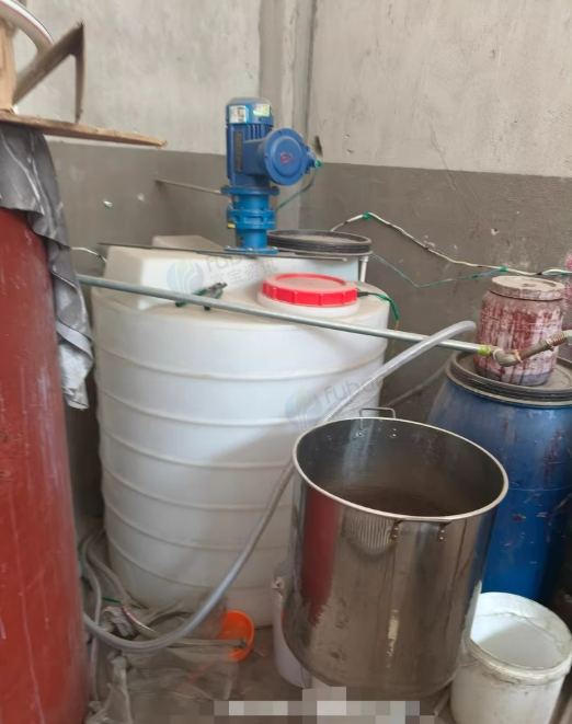 马鞍山市工厂地区处理搅拌机、控制柜、大桶、小桶、风扇等