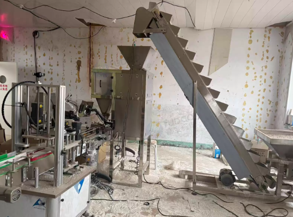 潍坊市地区工厂处理颗粒罐装，旋盖机等全套设备