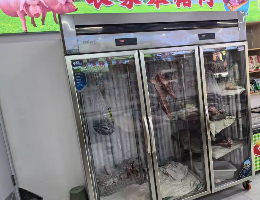 通化市地区商铺处理切肉机，卧式冰柜，商用弧形展示冰柜等
