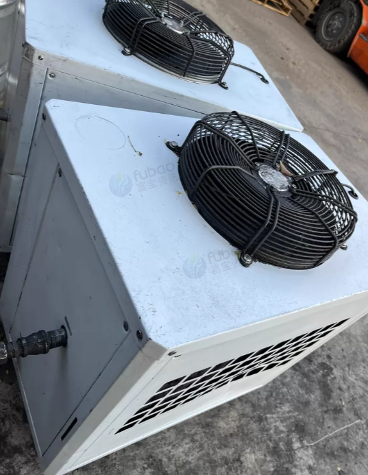 嘉兴地区处理2台工业冷水机组