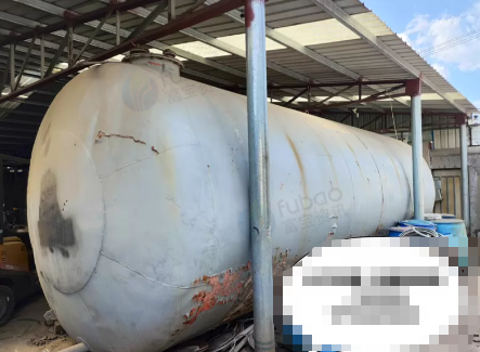 青岛市地区个人处理45方铁罐