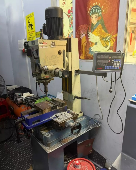 佛山市地区处理自用麒龙7045台铣床 