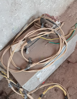 钦州地区处理混凝土搅拌机、铲车等