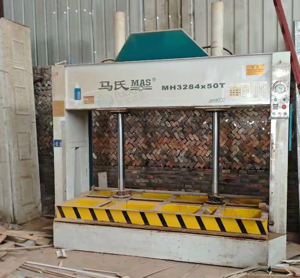 洛阳市地区处理封边机、雕刻机、覆膜机、冷压机等木工设备