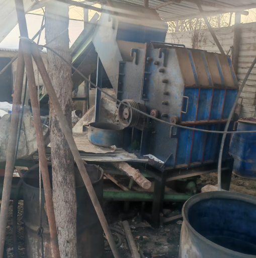 四平地区工厂处理800型加重型机油滤芯破碎机