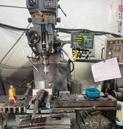 苏州市地区工厂处理台湾鸿永昌铣床