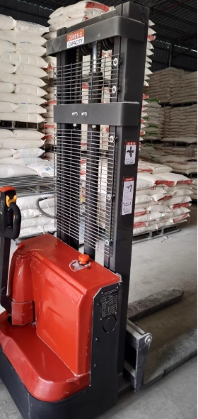 汕尾市地区处理电动堆高车2000KG