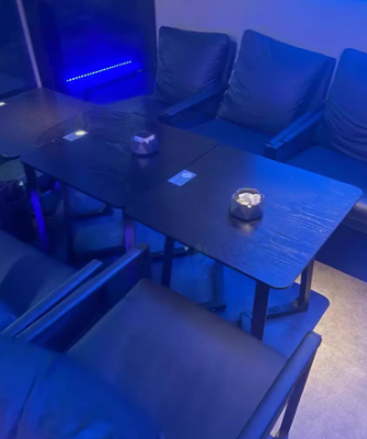 青岛市地区酒吧处理中央空调 冰箱 冰柜 制冰机 桌椅全套