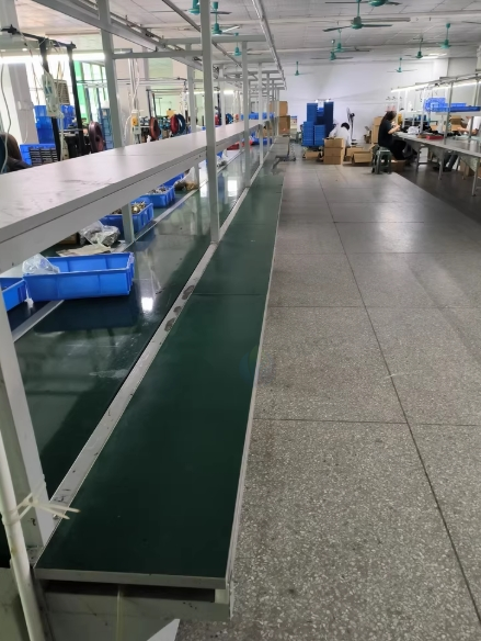 东莞市地区处理流水线带工作台总长15米