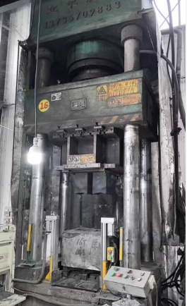 济宁市地区处理800T液压机