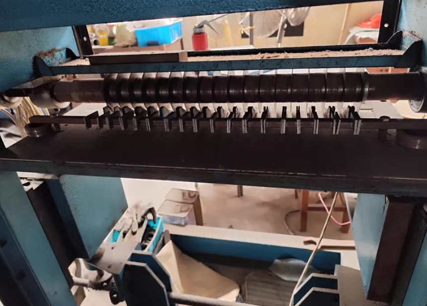 无锡市地区个人处理橡塑分条机