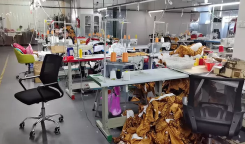 上饶市地区个人处理1500平服装厂