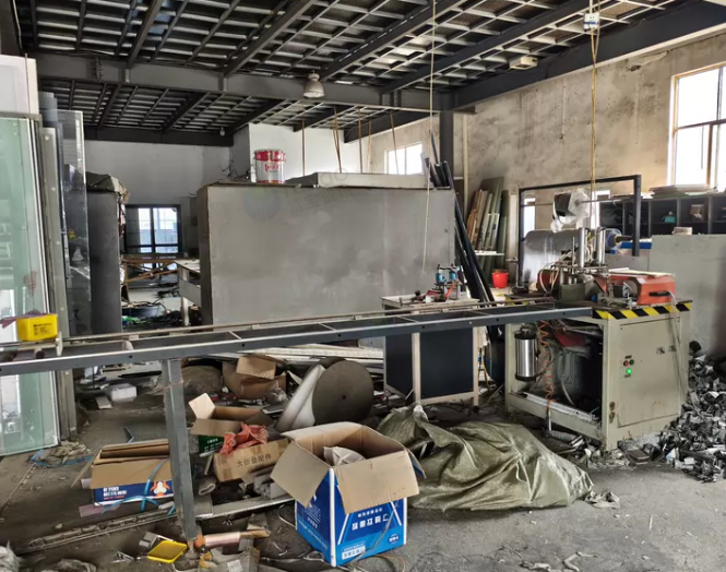 南京地区处理单头45度切割锯、玻璃清洗机、铝材精密锯、槽口机、推台锯、吸尘机