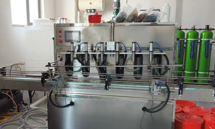 红河地区公司处理洗衣液、玻璃水等生产设备