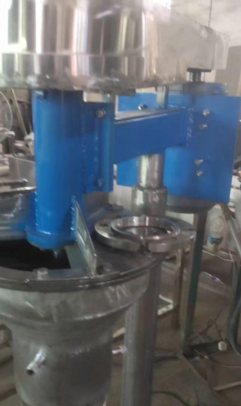 南阳市地区工厂处理搅拌机、煮槽、传送切断机、包装机等全套土豆粉生产设备