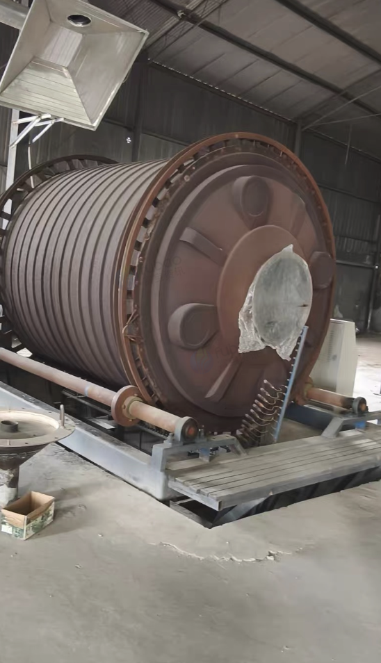 洛阳市地区处理滚塑摇摆机、模具