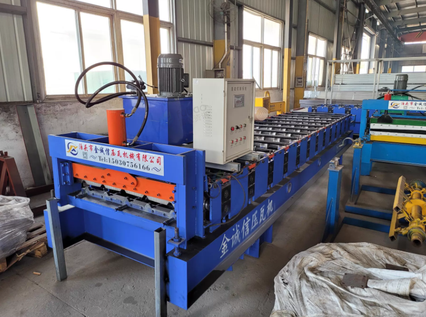 扬州市地区工厂处理泊头市金诚信压瓦机2台